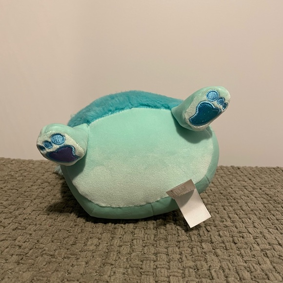 Joelle Squishmallow - Picture 4 of 4